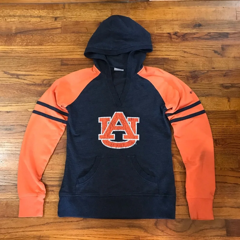 Columbia Auburn Pullover Hoodie Hooded Sweatshirt Shirt Size Youth Medium Unisex